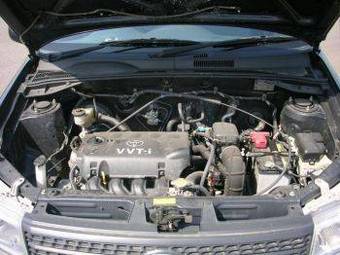 2004 Toyota Probox Photos