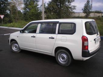 2004 Toyota Probox Photos