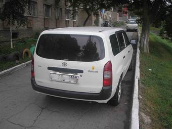 2004 Toyota Probox Photos
