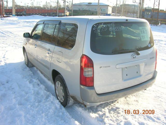 2005 Toyota Probox