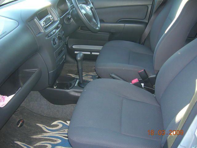 2005 Toyota Probox