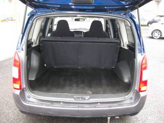 2005 Toyota Probox Images