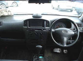 2005 Toyota Probox Photos