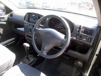 2005 Toyota Probox Pictures