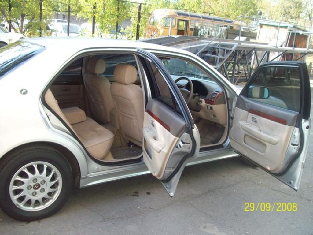 1998 Toyota Progres