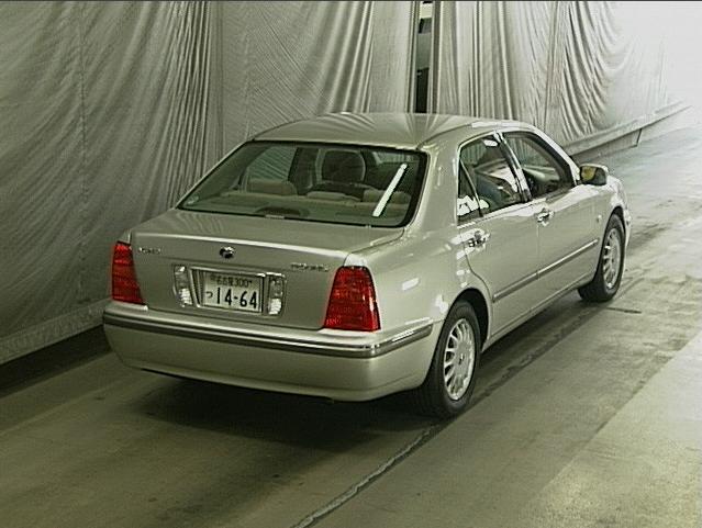 1999 Toyota Progres Pictures