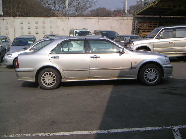 1999 Toyota Progres Pictures