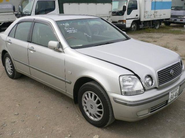 2000 Toyota Progres