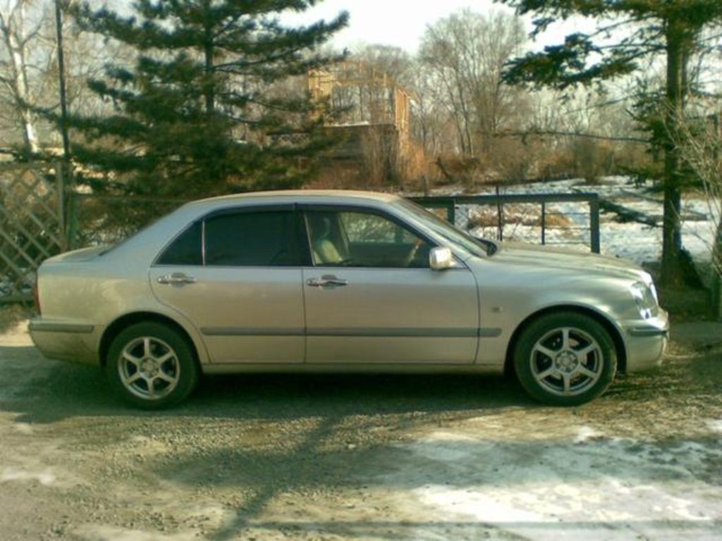 2000 Toyota Progres