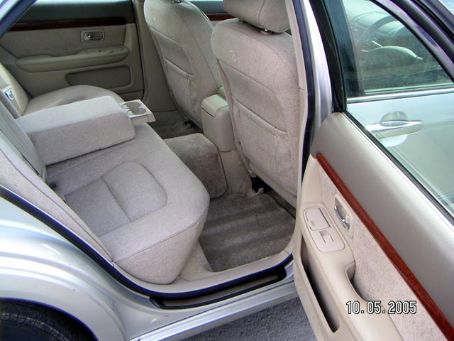 2000 Toyota Progres Photos