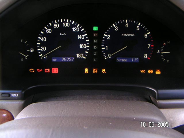 2000 Toyota Progres Pictures