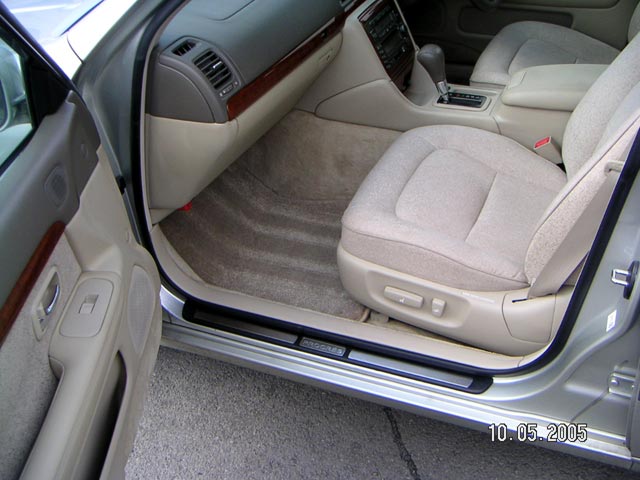 2000 Toyota Progres Pics