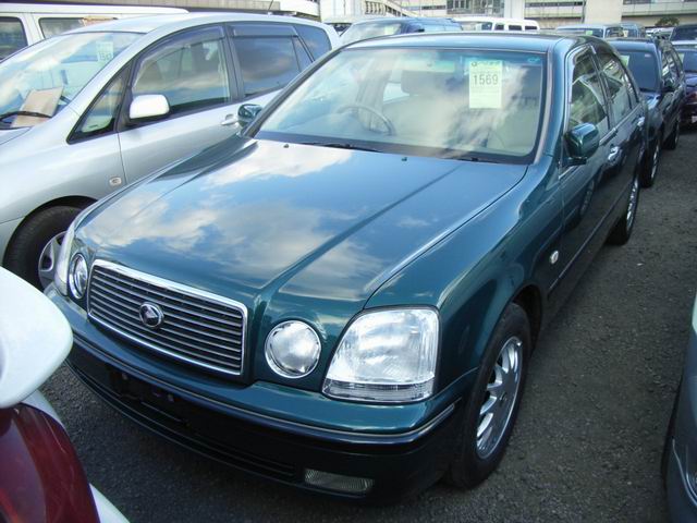 2000 Toyota Progres Photos