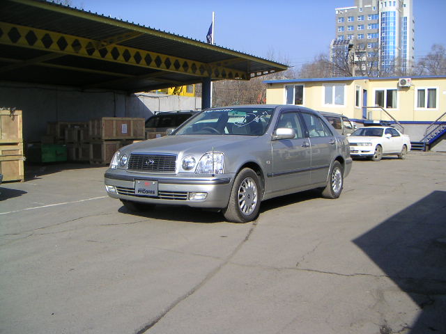 2000 Toyota Progres Pictures