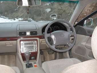 2001 Toyota Progres