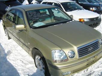 2003 Toyota Progres Photos