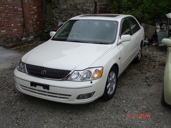 2000 Toyota Pronard