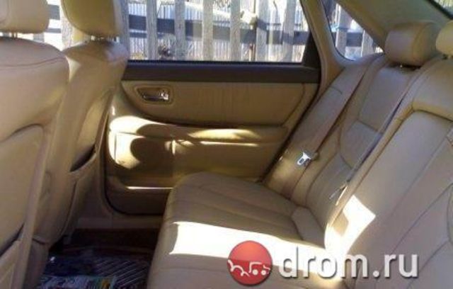 2000 Toyota Pronard
