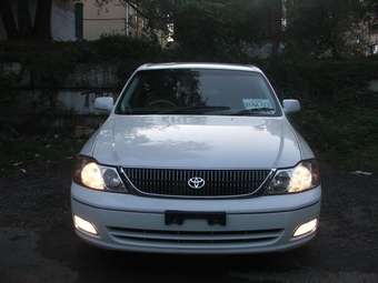 2000 Toyota Pronard