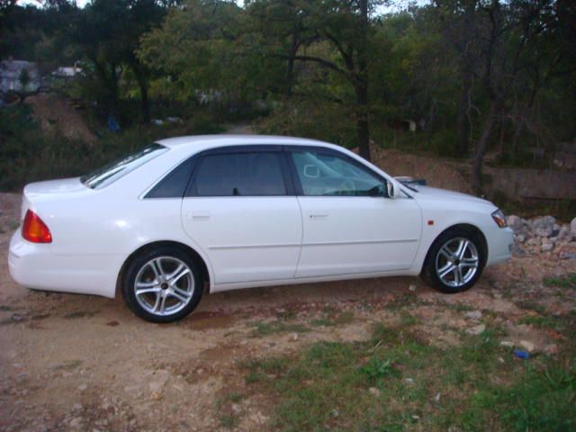 2000 Toyota Pronard