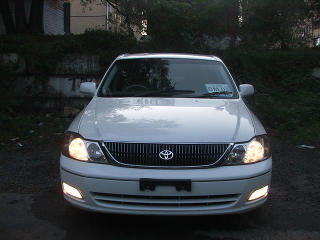 2000 Toyota Pronard
