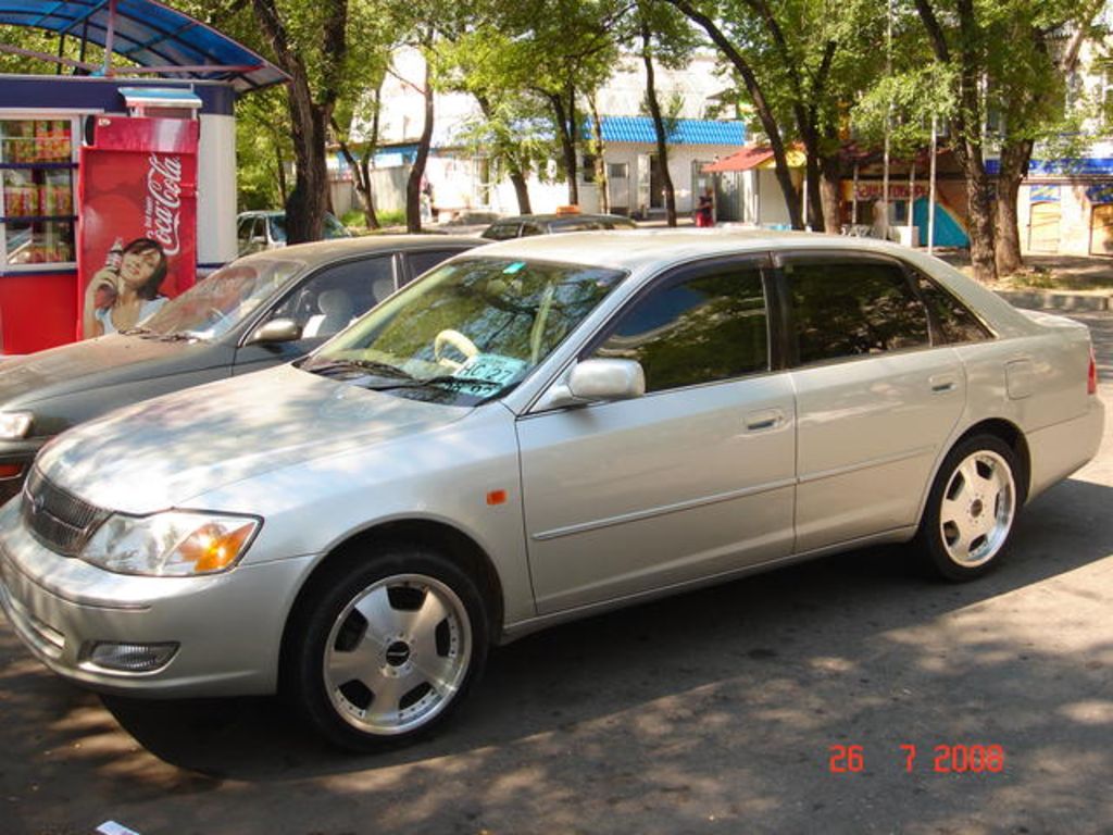 2000 Toyota Pronard