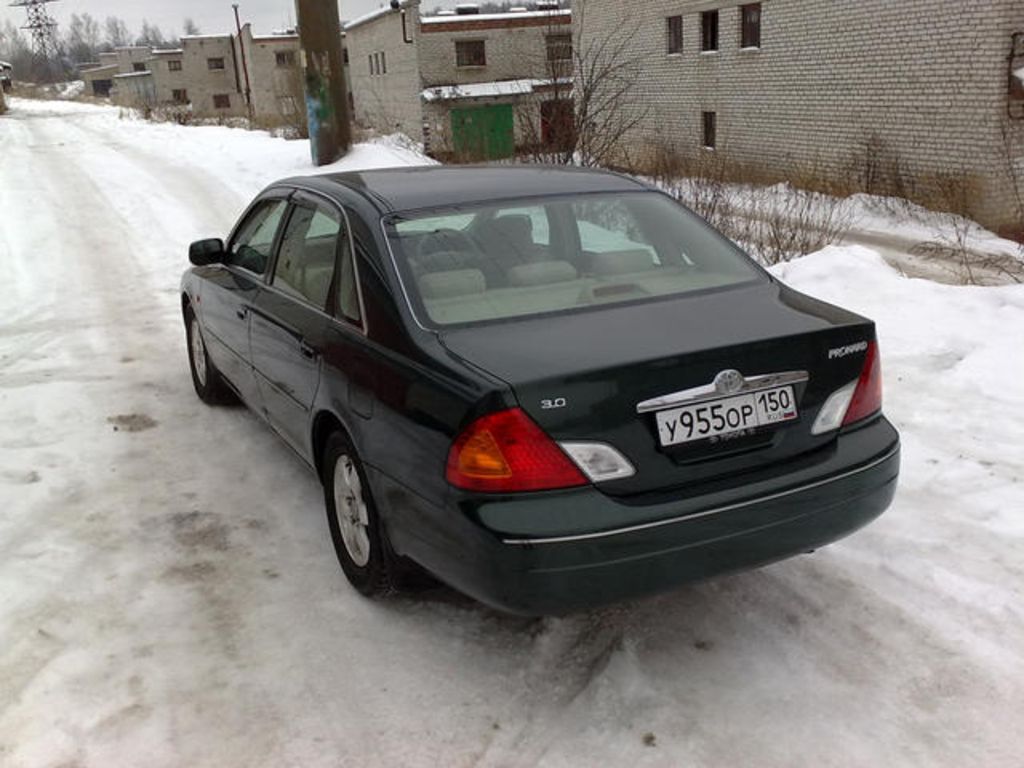 2000 Toyota Pronard