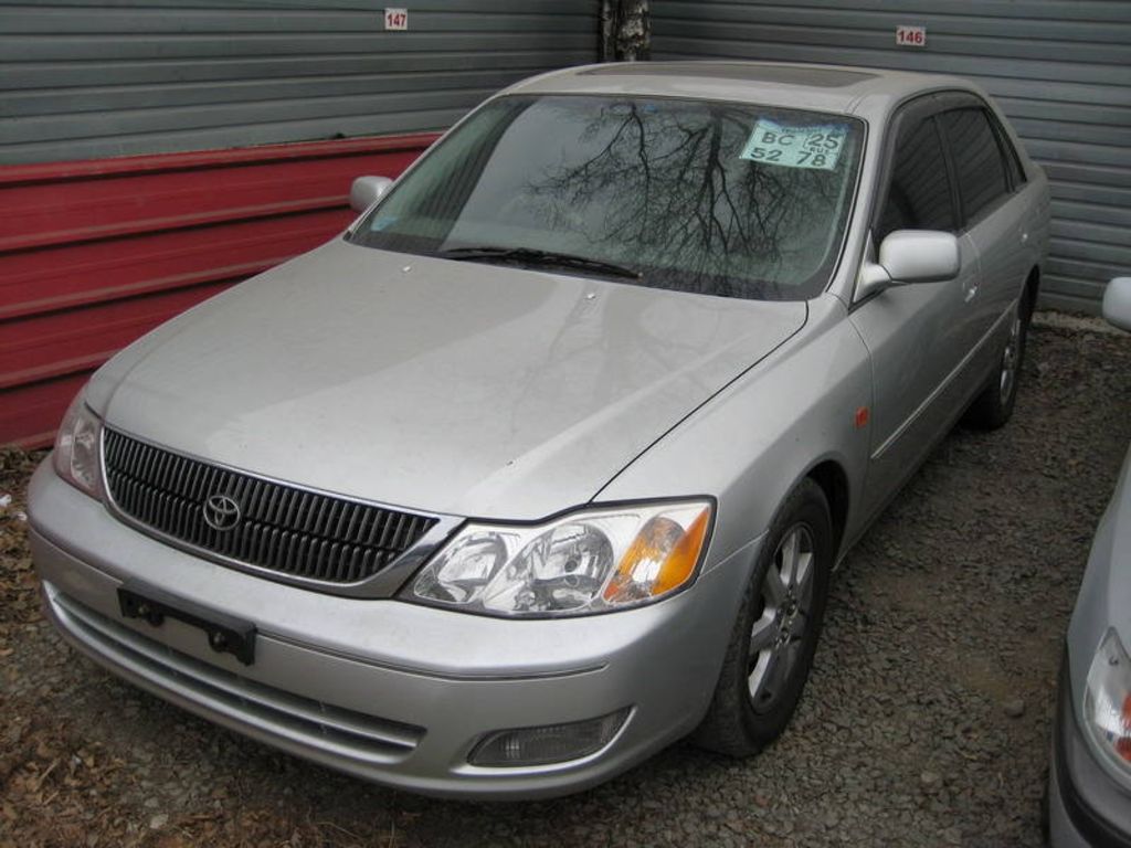 2000 Toyota Pronard