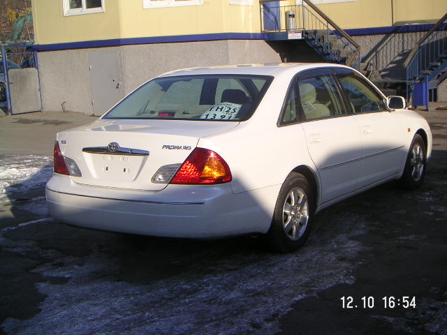2000 Toyota Pronard Photos
