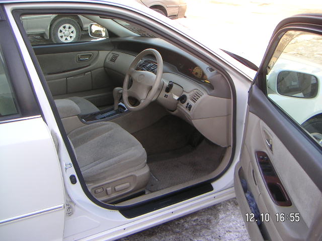 2000 Toyota Pronard Wallpapers