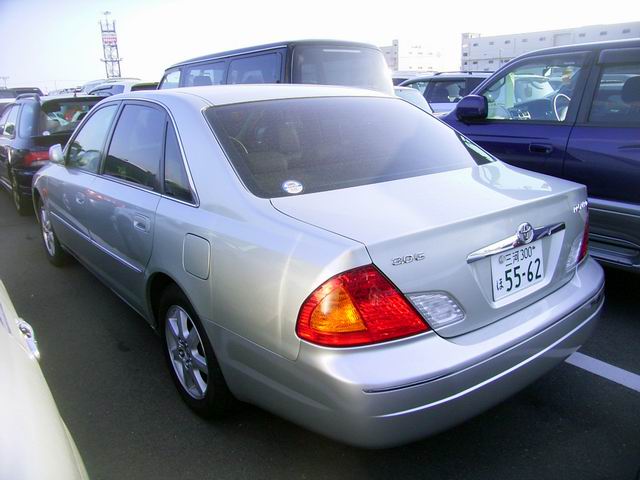 2000 Toyota Pronard Pics