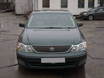 2000 Toyota Pronard Images