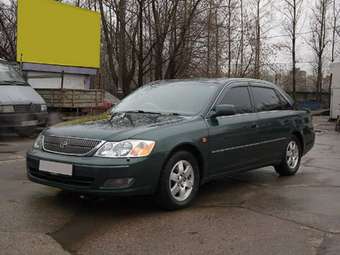 2000 Toyota Pronard Pictures