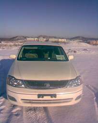 2000 Toyota Pronard Pictures