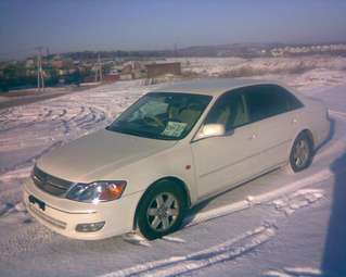 2000 Toyota Pronard Photos
