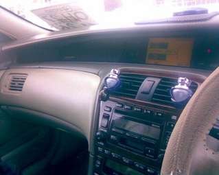 2000 Toyota Pronard Photos