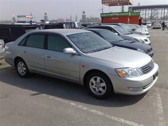 2002 Toyota Pronard Pictures