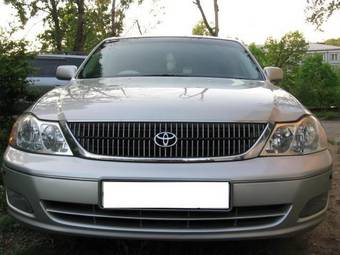 2002 Toyota Pronard Pictures