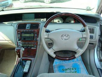 2002 Toyota Pronard Pictures