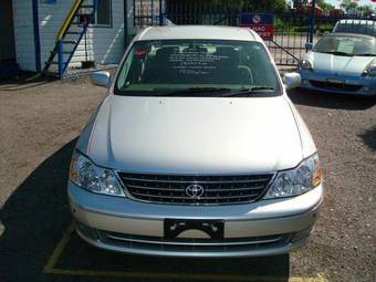 2002 Toyota Pronard Pictures