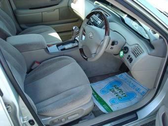 2002 Toyota Pronard Pics