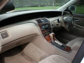 2002 Toyota Pronard Pictures