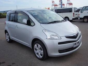 2005 Toyota Ractis Pictures