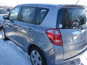2005 Toyota Ractis Photos