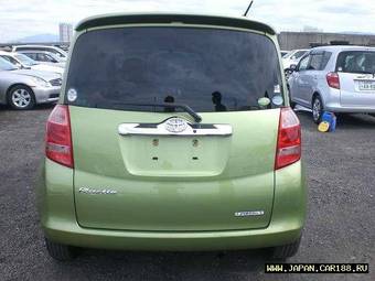 2005 Toyota Ractis Photos