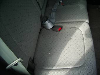 2005 Toyota Ractis Photos