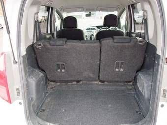 2005 Toyota Ractis For Sale