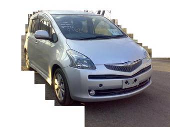 2005 Toyota Ractis Pictures