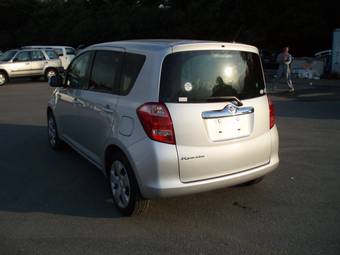 2005 Toyota Ractis Wallpapers