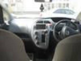 2005 Toyota Ractis For Sale